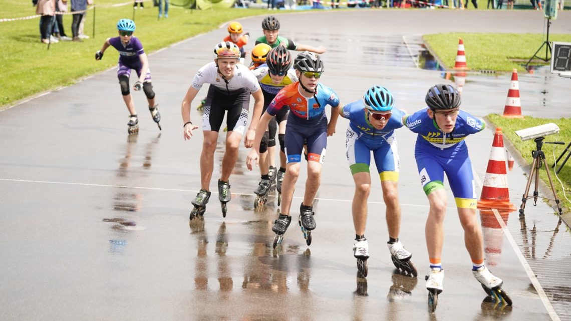 Dubbele winst voor STG De Eendracht in kletsnatte Skeelerwedstrijd in Hattem.